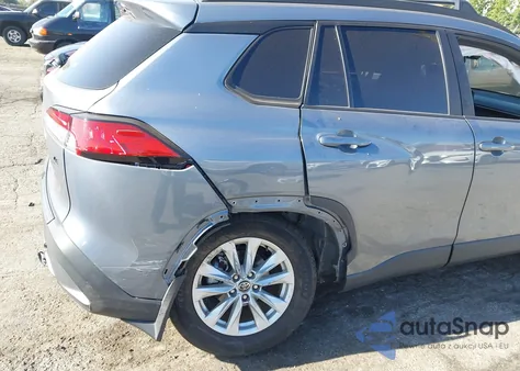 2022 Toyota Corolla Cross Le from USA, damaged, VIN 7MUBAAAG3NV033480